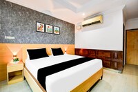 SPOT ON HOTEL MONARCH INN