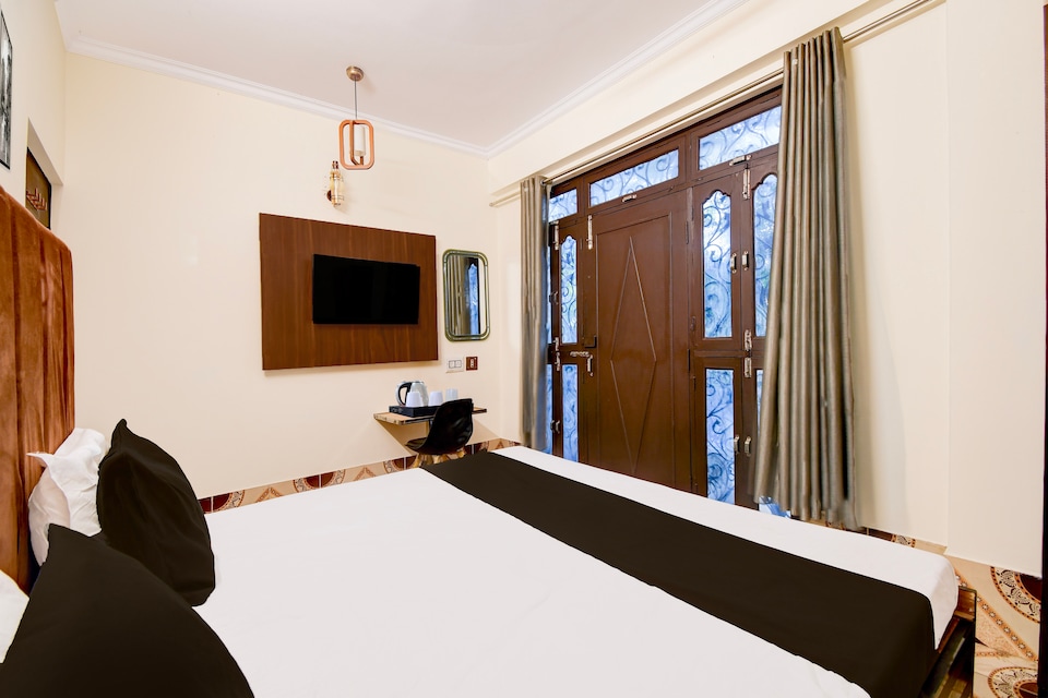 Super Hotel O Benia Park Formerly Parv, Godowlia, Varanasi