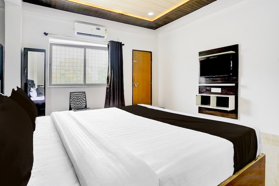 HOTEL O ROYAL INN, Airport Road Nagpur, Nagpur