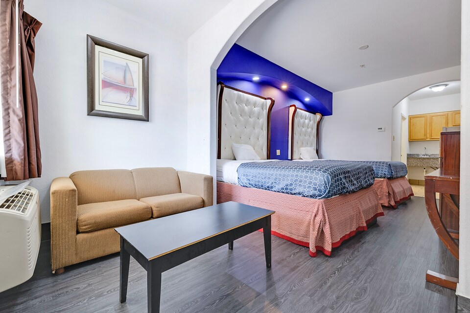 Capital O Deluxe Inn Channelview Houston I-10, Channelview TX, Channelview TX