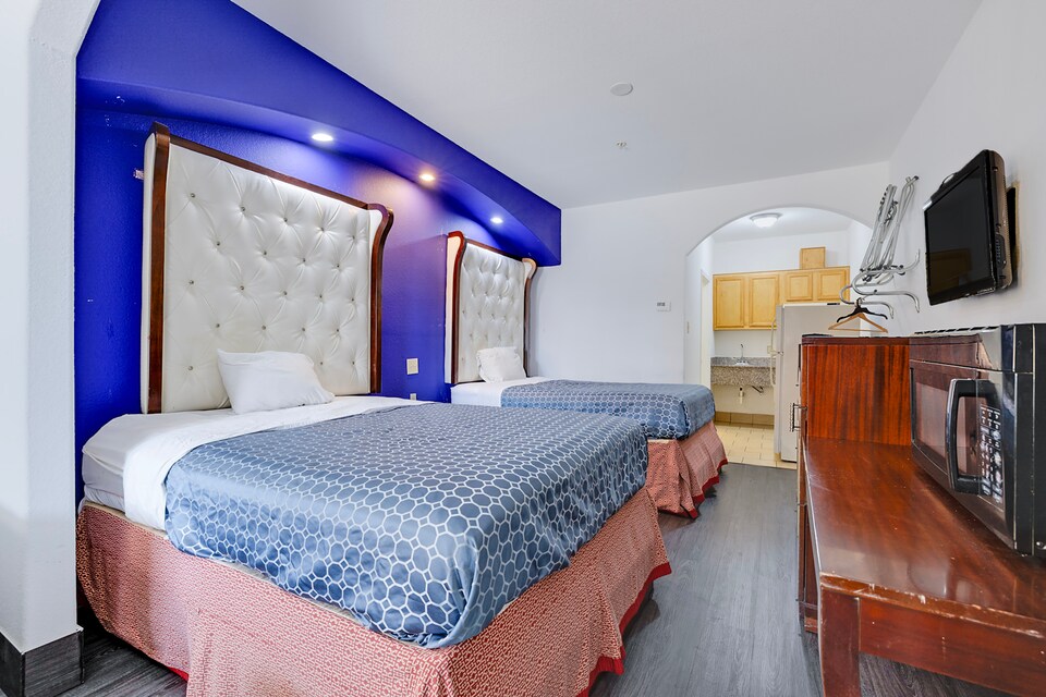 Capital O Deluxe Inn Channelview Houston I-10, Channelview TX, Channelview TX