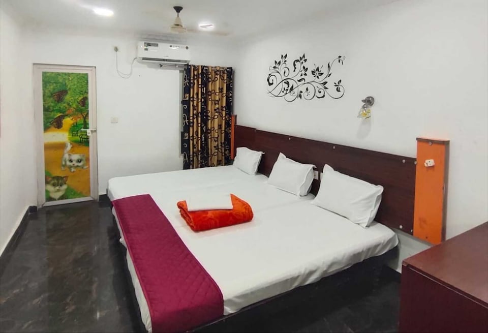 SPOT ON Mughal Beach Resort, Alappuzha Town Alappuzha, Alappuzha