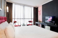 Belvilla near Hoan Kiem Lake, Vincom Center Ba Trieu formerly Le Grand - The Sun