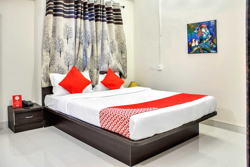 Power Break Hotel O Homes Vardhan House 2 (6 Hrs Stay), Baner Pune, Pune
