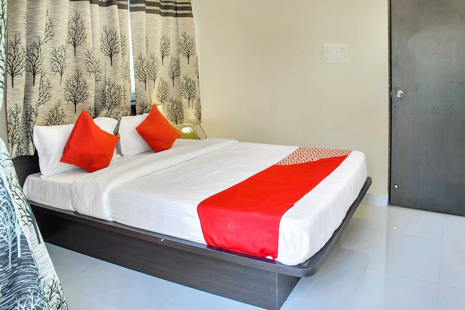 Power Break Hotel O Homes Vardhan House 2 (6 Hrs Stay), Baner Pune, Pune