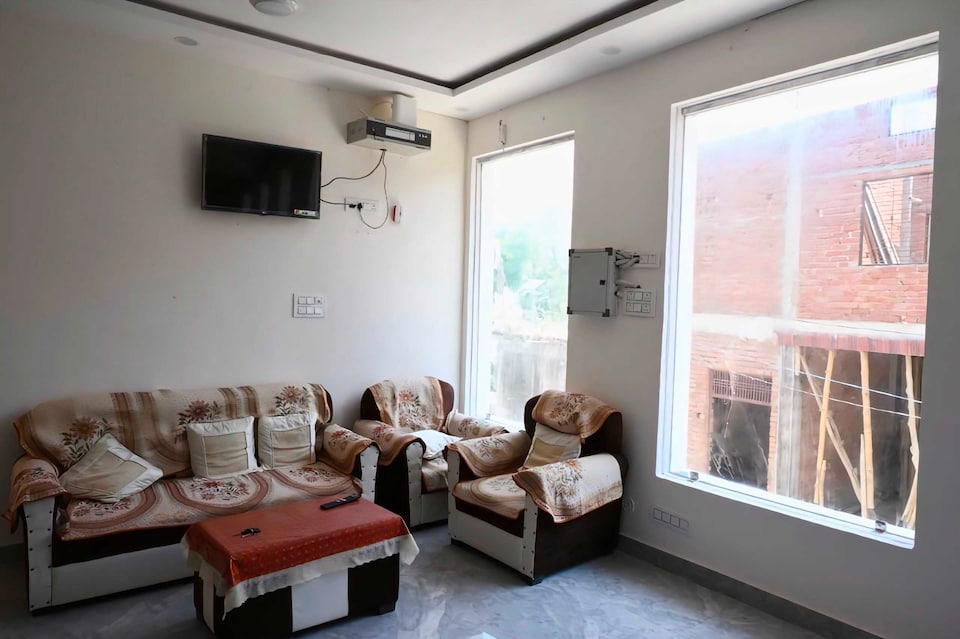 Home O Maa Radhika.inn, Ayodhya, Ayodhya