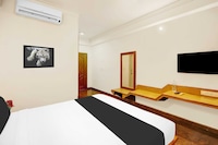 Townhouse Oak Mysuru City Bus Terminal