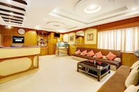 [Day Stay - 8 AM to 8 PM] Townhouse Oak Mysuru City Bus Terminal