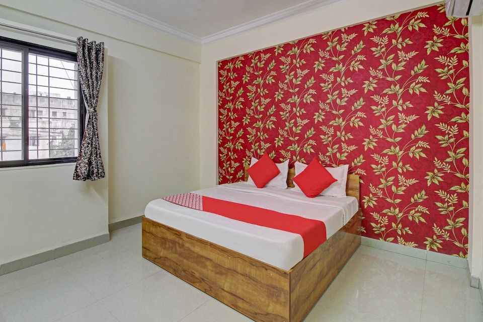 Power Break Hotel O Sai Executive Lodging (6 Hrs Stay), Katraj Khed Shivapur Pune, Pune