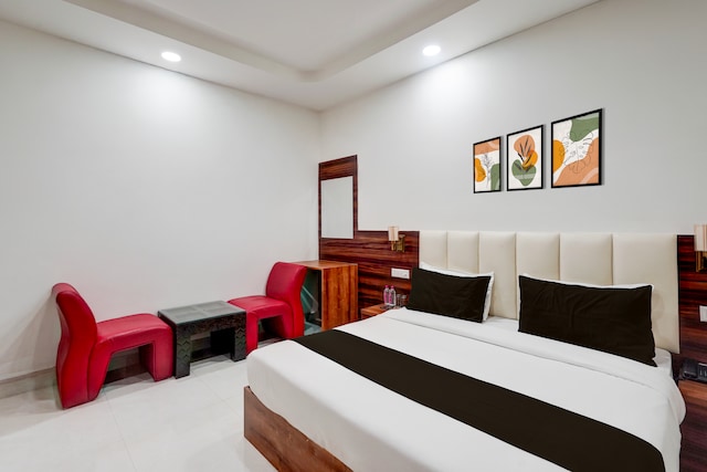 HOTEL O THE ELEGANT  Meerut City Junction