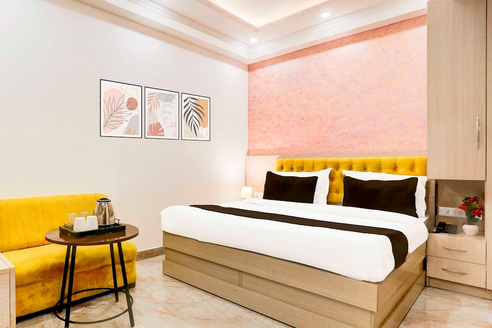 Townhouse Oak SkyJumper Trampoline Park, Zirakpur, Zirakpur