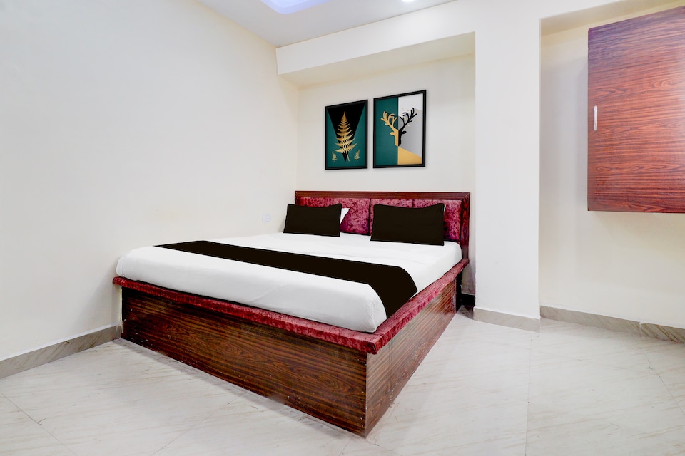 Hotel O Unnati Inn, Lashkar, Gwalior