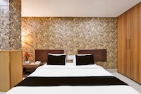 Super Townhouse Oak ONGC Crossway Formerly Hotel Gold Stone Comfort