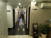 Super Townhouse Oak ONGC Crossway Formerly Hotel Gold Stone Comfort