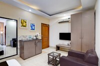 Townhouse Oak ONGC Crossway Formerly Hotel Gold Stone Comfort