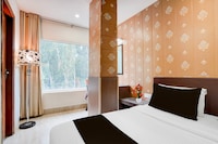 Townhouse Oak ONGC Crossway Formerly Hotel Gold Stone Comfort