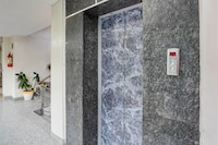 Super Townhouse Oak ONGC Crossway Formerly Hotel Gold Stone Comfort