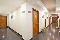 Super Townhouse Oak ONGC Crossway Formerly Hotel Gold Stone Comfort