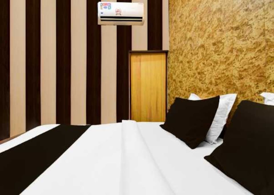 Power Break HOTEL O TRIVENI  (6 Hrs Stay), Gomti Nagar Lucknow, Lucknow