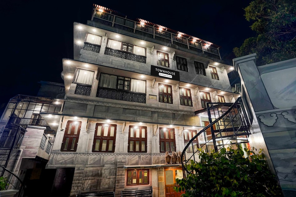 Townhouse Heritage Scindia Ghat, Godowlia, Varanasi