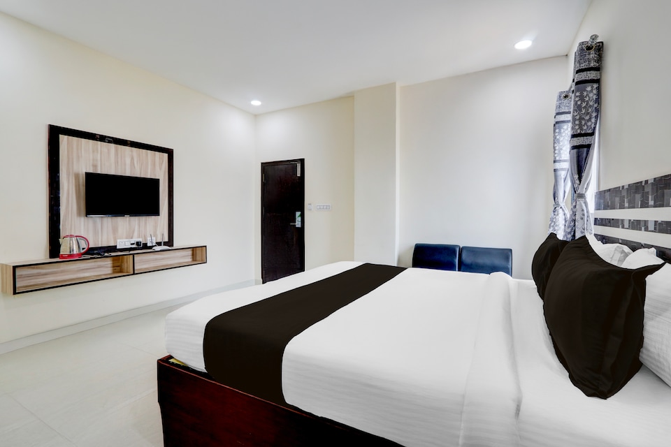 Hotel O LEO, Nakkalagutta Hanamkonda Warangal, Warangal