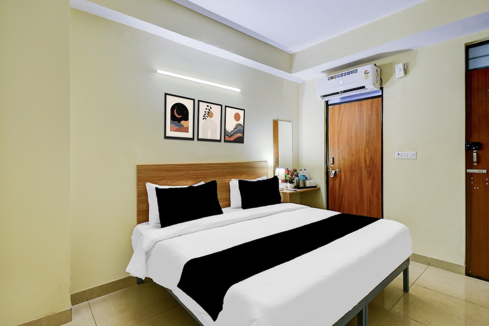 Hotel O Shine , Jaipur Airport, Jaipur