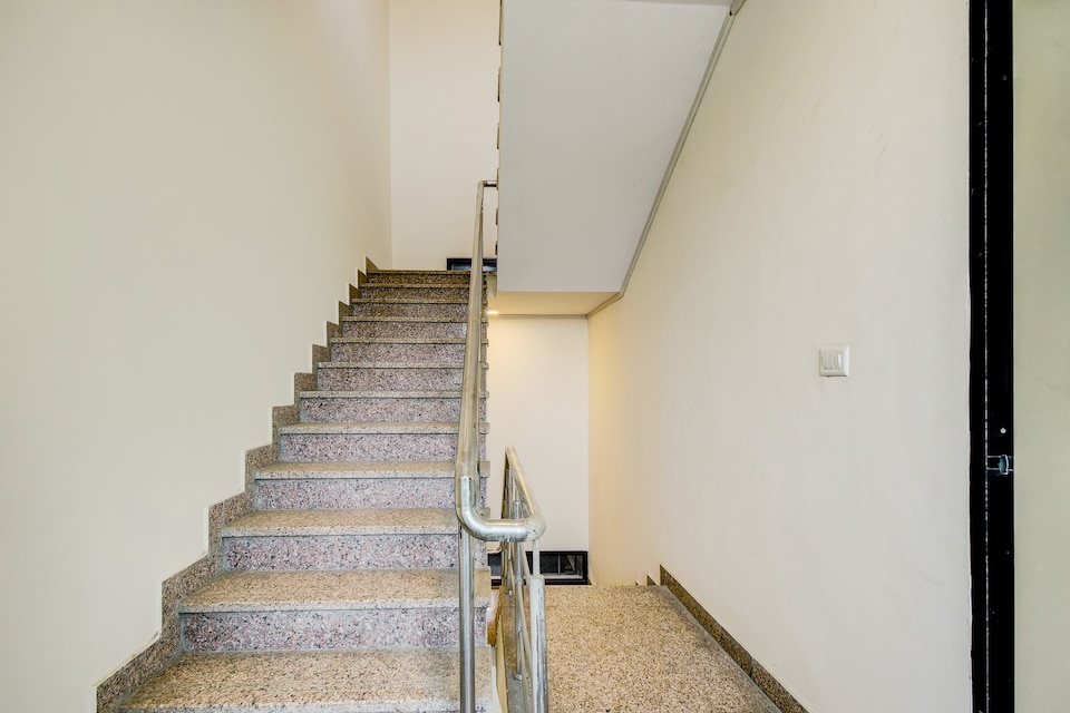 Hotel O Shine, Jaipur Airport, Jaipur