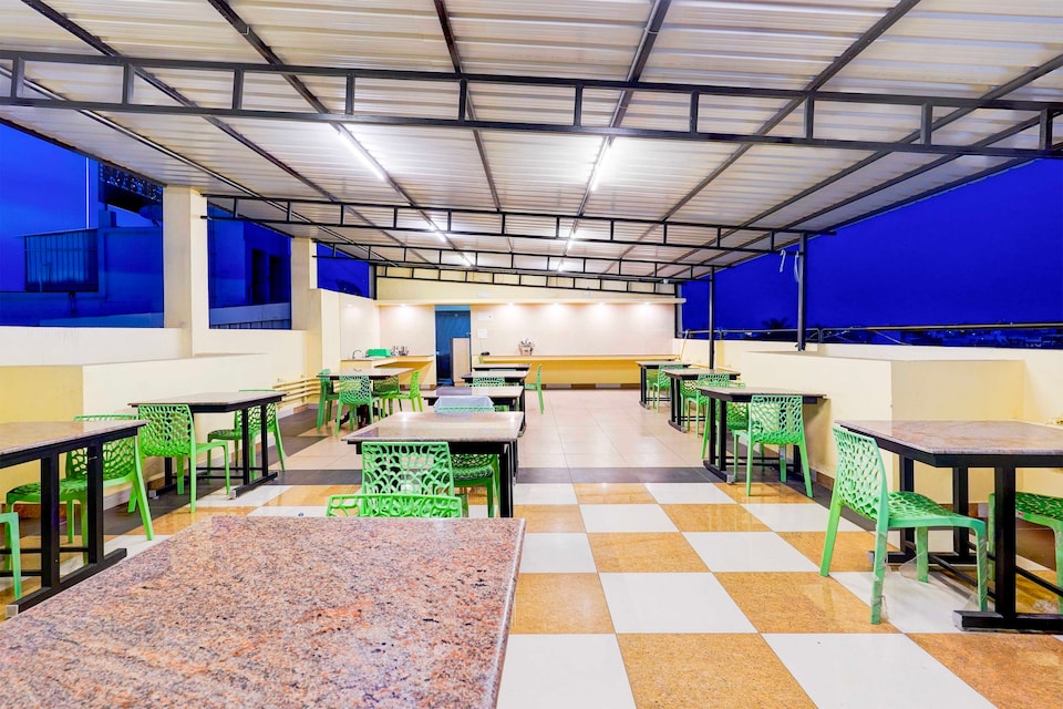 Townhouse Oak Puducherry Railway Station Near Rock Beach, Pondicherry City Centre, Pondicherry