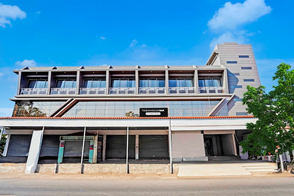 Townhouse Oak Bhagvadar Porbandar, Porbandar, Porbandar