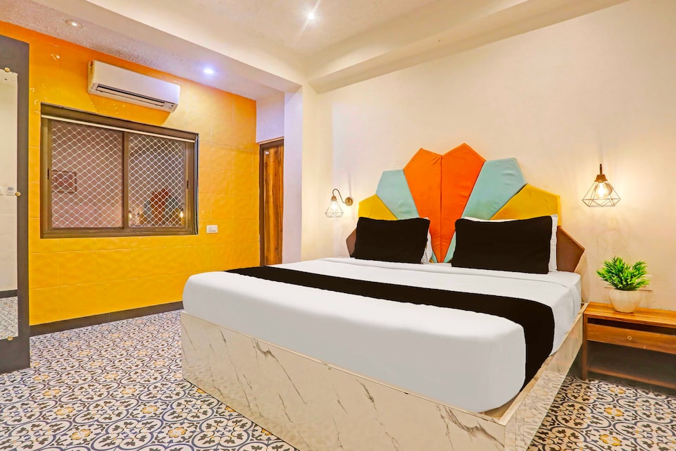 Townhouse Oak Varanasi JHV Mall, Cantt, Varanasi