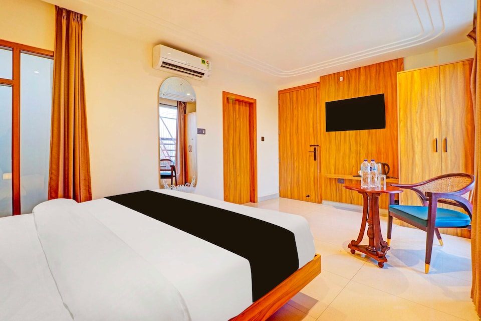 Townhouse Oak Patel Nagar Dehradun Railway Junction, Dehradun ISBT, Dehradun