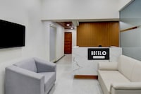 Super Hotel O Pune Kasarwadi Railway Station