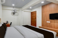 Super Hotel O Pune Kasarwadi Railway Station