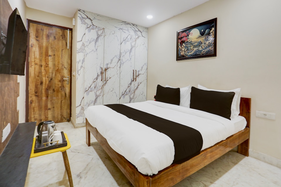 Hotel O Amazing House , Rohini Delhi, Delhi