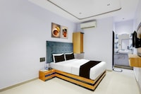 Hotel O Nidhivan palace