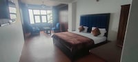 Collection O Summer Hill Railway Junction Formerly Hotel Ganga Palace