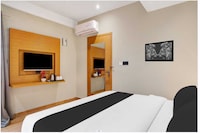 Townhouse Oak Rynjah Market Formerly Classic Comfort Hotel