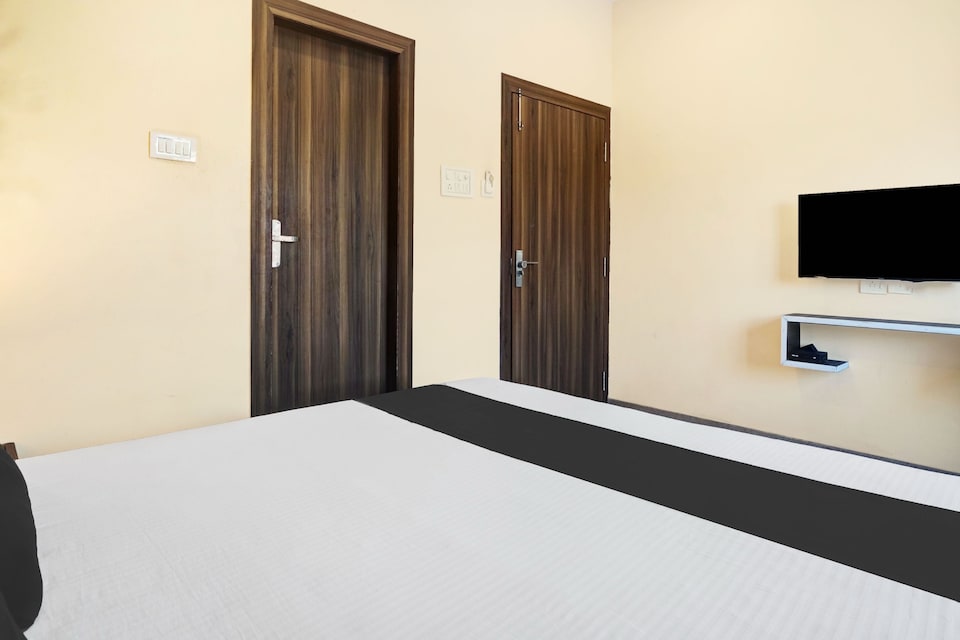 Hotel O Barkura Bus Terminal Formerly Navanil, Barpeta, Barpeta