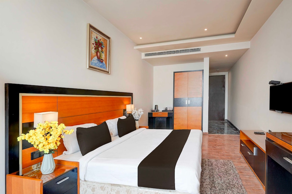 Townhouse Amreli Airport Formerly Hotel Heaven, Agra Fort, Agra