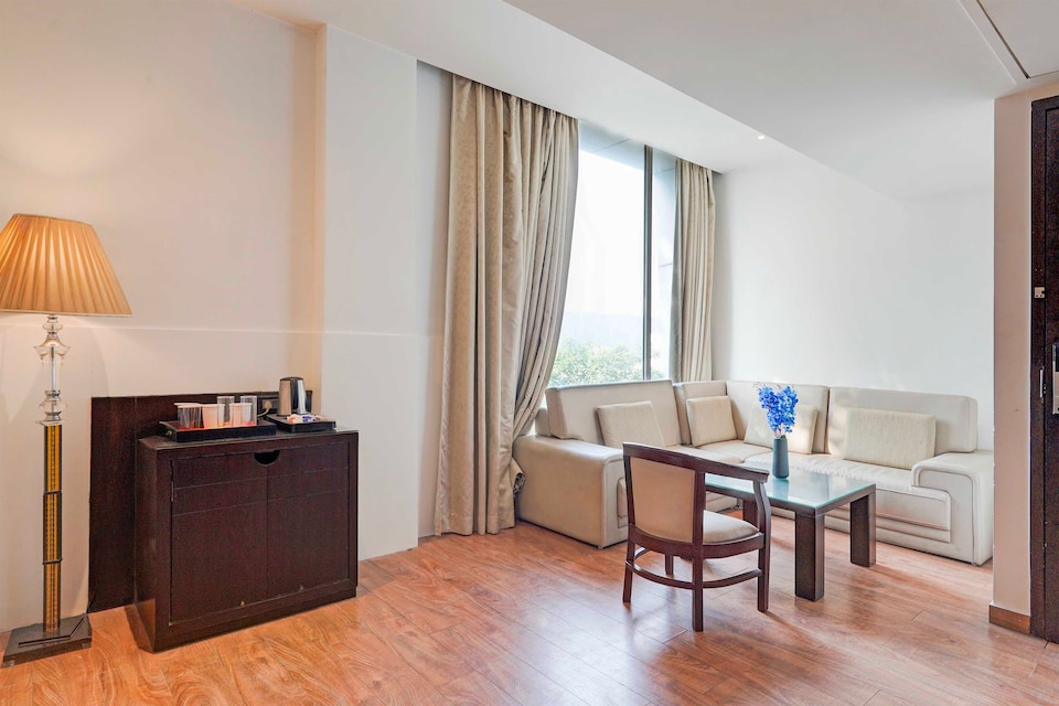 Townhouse Amreli Airport Formerly Hotel Heaven, Agra Fort, Agra