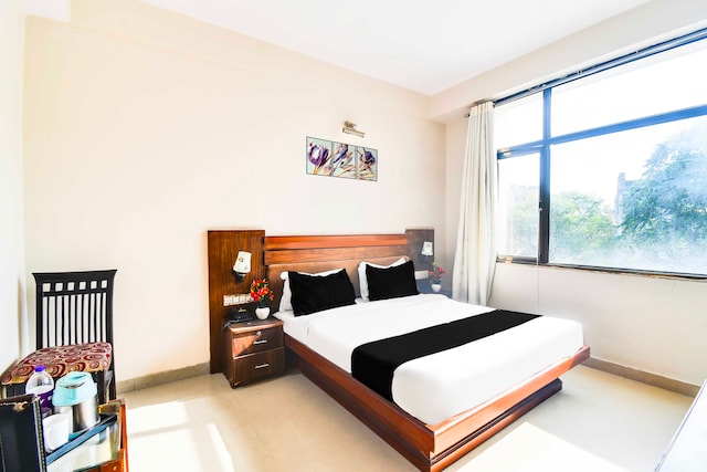 Townhouse Oak Malviya Nagar Fortis Hospital