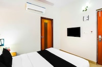 Townhouse Oak Malviya Nagar Fortis Hospital