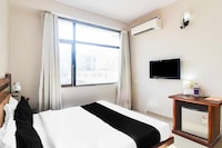 Townhouse Oak Malviya Nagar Fortis Hospital