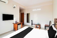 Townhouse Oak Malviya Nagar Fortis Hospital