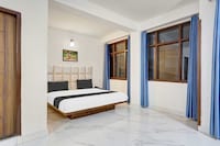 Townhouse Oak Kachighati ISBT Shimla