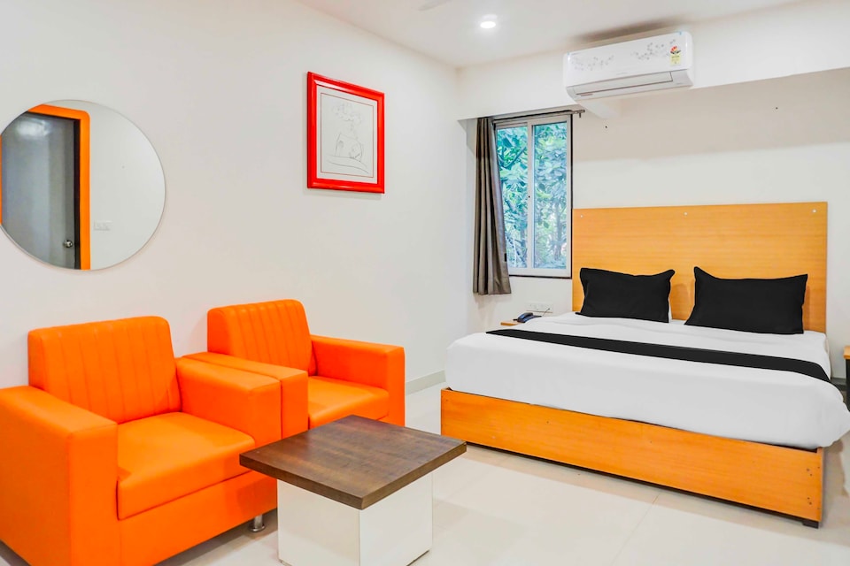 Townhouse Oak Hadapsar Sahyadri Hospital, Hadapsar Pune, Pune