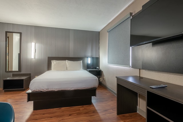 1 Queen Bed | Non-Smoking, Micfridge