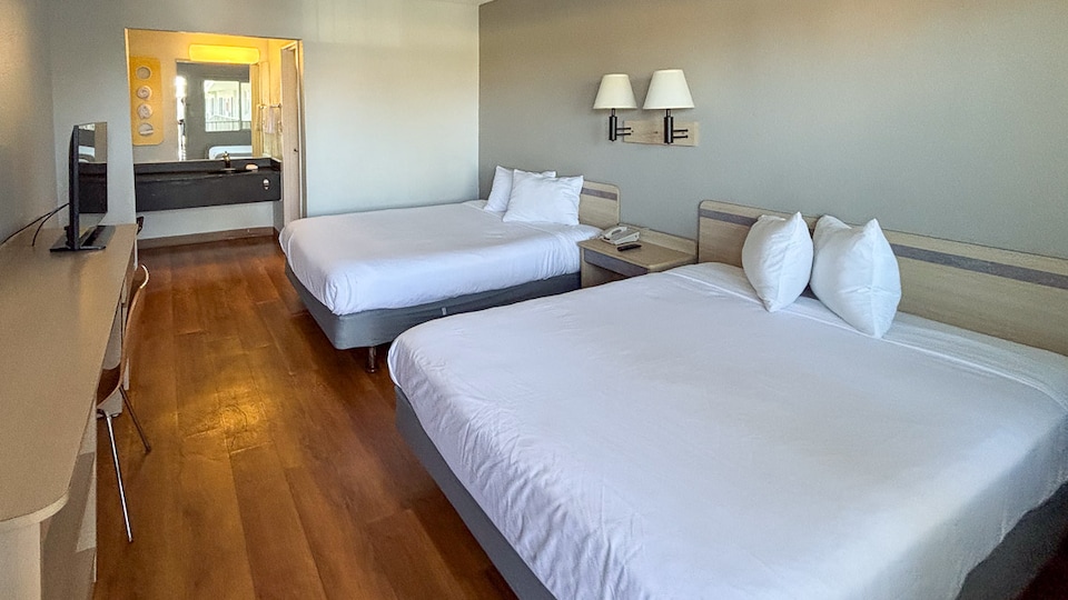 Motel 6 Las Vegas, NV - Boulder Highway, C89121, Las Vegas NV