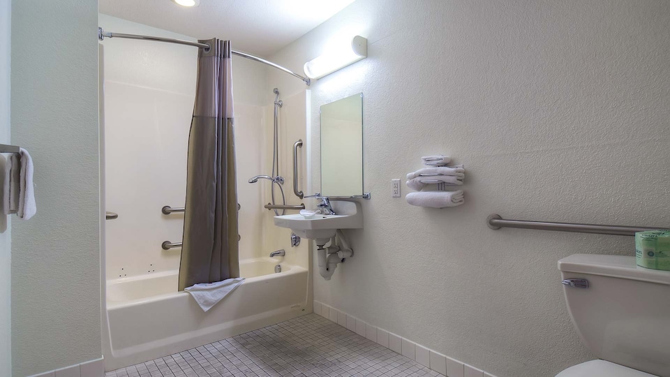 Motel 6 Las Vegas, NV - Boulder Highway, C89121, Las Vegas NV