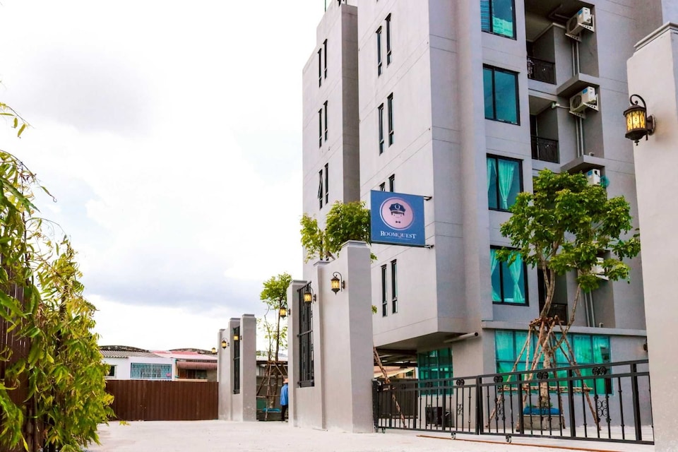 RQ Bangkok Sukhumvit 107 by Collection O, Baring, Bangkok